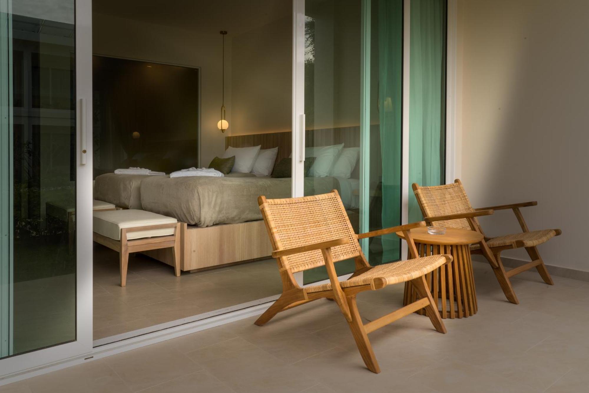 Niranapa Boutique Resort Kata Beach  Eksteriør billede
