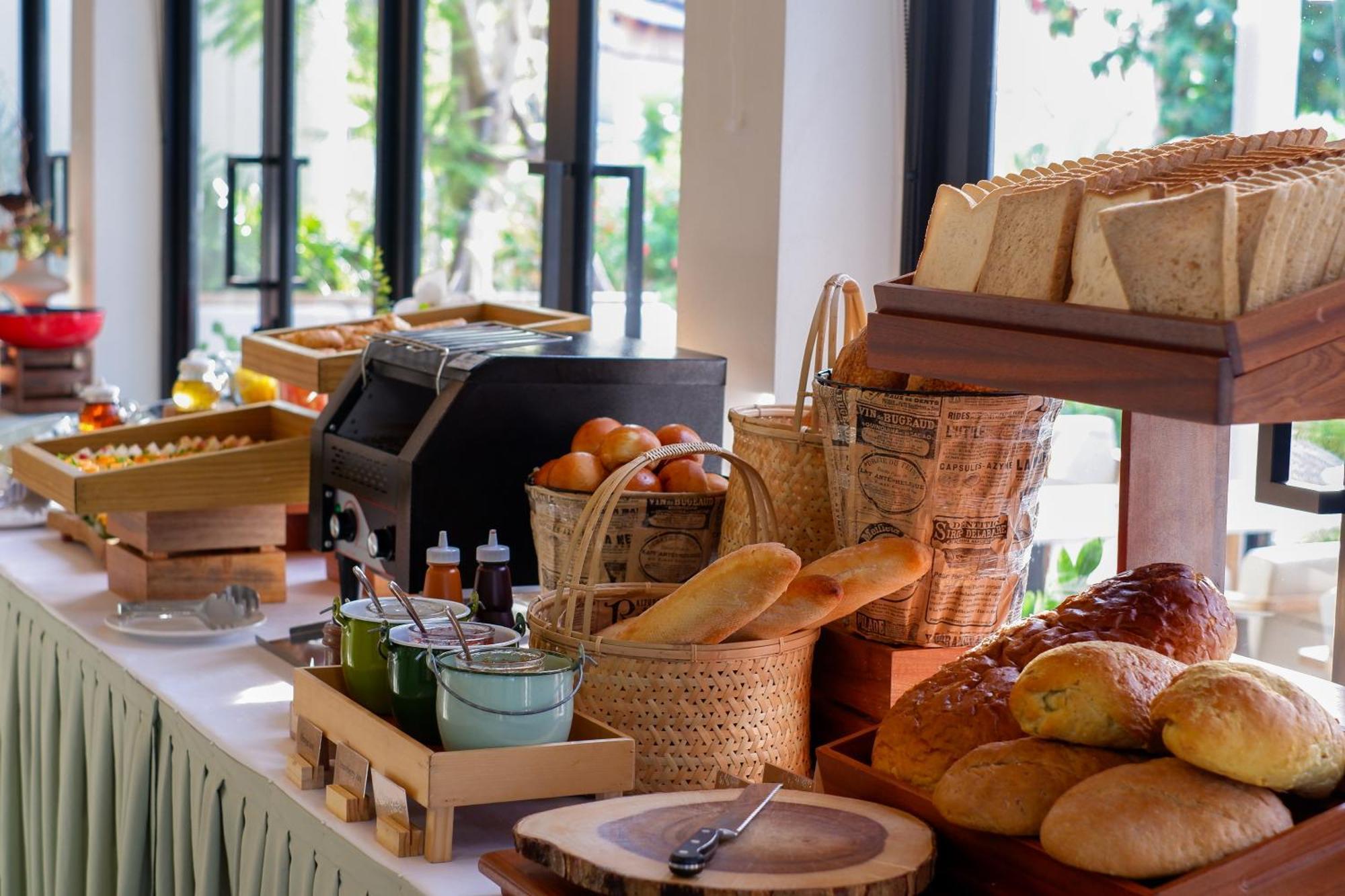 Niranapa Boutique Resort Kata Beach  Eksteriør billede